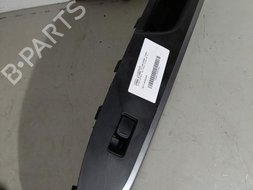 right-front-window-switch-suzuki-vitara-ly-2015-26156027 main image