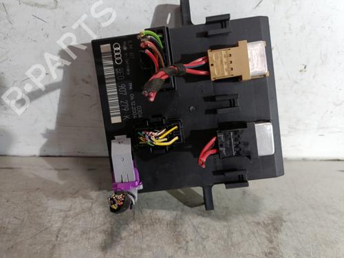 Used Fuse box Fuse box AUDI A4 B7 Avant (8ED) 2.5 TDI (163 hp) 27186025 27186025