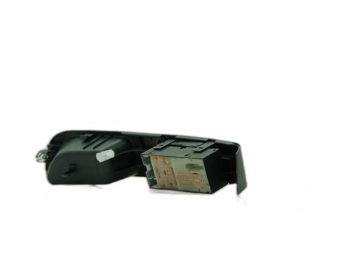Used Left front window switch Left front window switch NISSAN MICRA III (K12) 1.2 16V (80 hp) 36354560 36354560