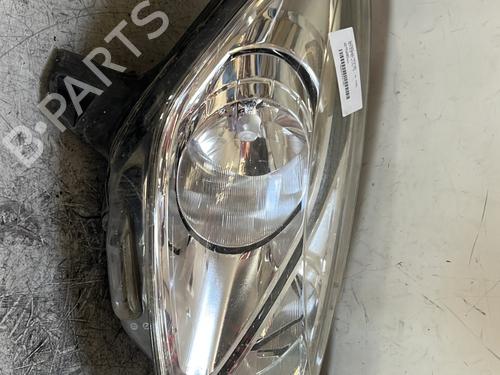 Right headlight CITROËN DS3 (SA_) 1.6 HDi 110 | BP26028753C29 