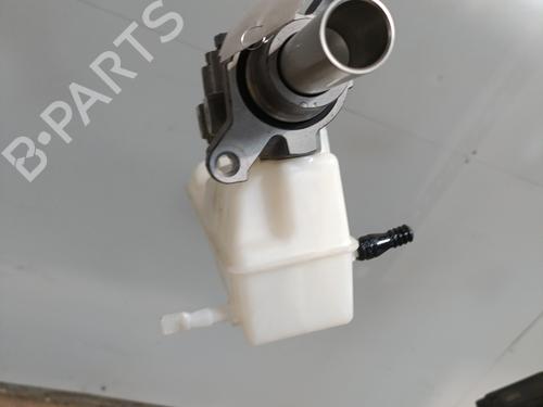 brake-master-cylinder-citroen-jumpy-iii-van-v_-2016-28078381 main image
