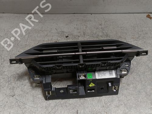 Luftventilen PEUGEOT 208 II (UB_, UP_, UW_, UJ_) 1.2 PureTech 100 (101 hp) 30320329