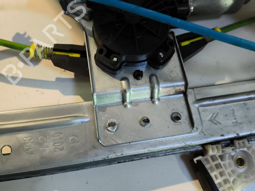 front-right-window-mechanism-citroen-c3-picasso-sh_-2008-23822815 main image
