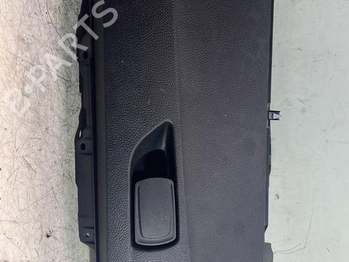 Used Glove box BMW 1 (F20) 118 d (143 hp) 26180530
