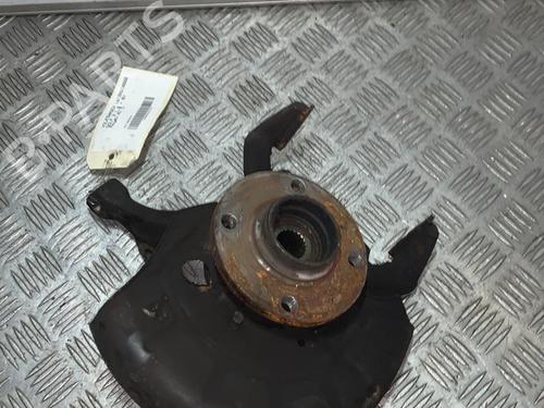 Used Right front steering knuckle VW GOLF II (19E, 1G1) 1.8 (90 hp) 22033267