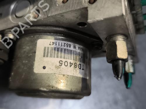 Used ABS pump ABS pump RENAULT KOLEOS I (HY_) 2.0 dCi 4x4 (HY0K) (150 hp) 33870261 33870261