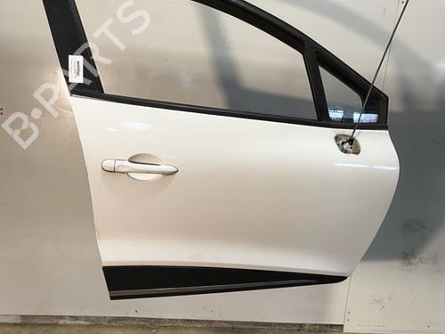 Used Right front door Right front door 38229908 38229908