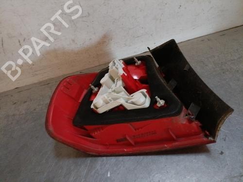right-taillight-bmw-3-e90-2004-2005-2006-2007-2008-2009-2010-2011-2012-28443586 main image
