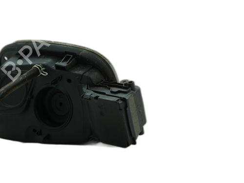 fuel-flap-renault-megane-iv-hatchback-b9amn_-2015-40434930 main image