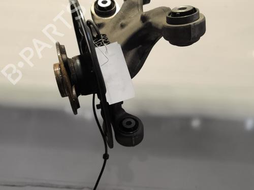 Used Right rear steering knuckle MERCEDES-BENZ GLA-CLASS (X156) GLA 180 (156.942) (122 hp) 28302245