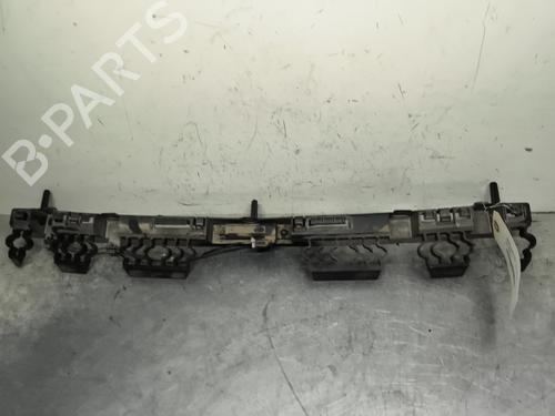 Suporte do pára-choques trás Suporte do pára-choques trás RENAULT CLIO V (B7_) 1.0 TCe 90 (B7MT) (91 hp) 33806815 33806815