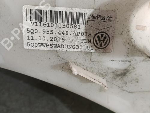Used Windscreen washer tank SKODA OCTAVIA III (5E3, NL3, NR3) 1.0 TSI (115 hp) 29384292