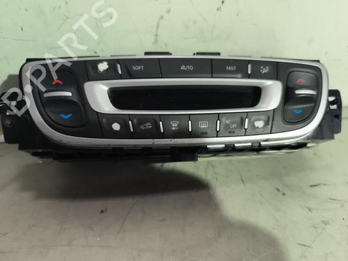 climate-control-renault-megane-iii-hatchback-bz01_-b3_-2008-27328211 main image