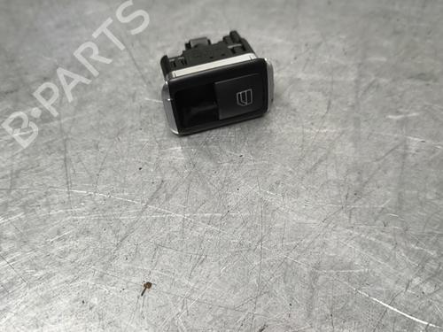 Used Right front window switch MERCEDES-BENZ B-CLASS Sports Tourer (W246, W242) B 180 CDI / d (246.212) (109 hp) 33051328