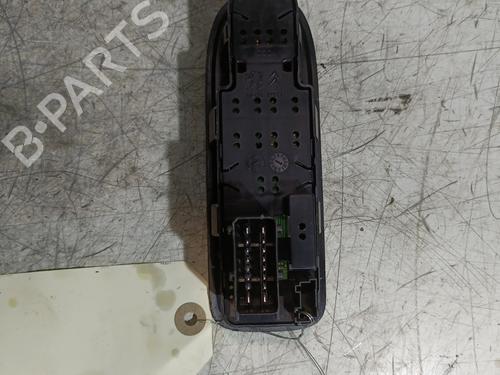 Used Left front window switch Left front window switch CITROËN C3 II (SC_) 1.2 VTi 82 (82 hp) 22966973 22966973
