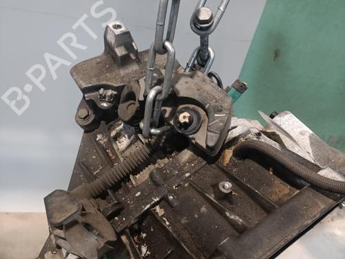 gearbox-renault-megane-iii-hatchback-bz01_-b3_-2008-25130614 main image