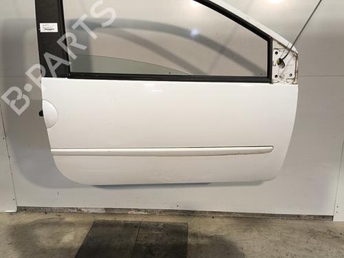 Used Right front door RENAULT TWINGO II (CN0_) 1.5 dCi 75 (75 hp) 30552458