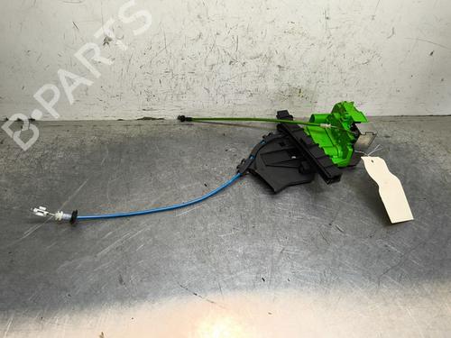 rear-left-lock-alfa-romeo-giulietta-940_-2010-2011-2012-2013-2014-2015-2016-2017-2018-2019-2020-33051591 main image