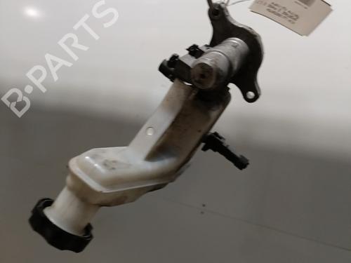 Used Brake master cylinder KIA SPORTAGE III (SL) 1.7 CRDi (116 hp) 29081173