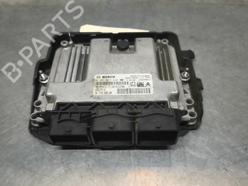 Used Engine control unit (ECU) Engine control unit (ECU) PEUGEOT 208 I (CA_, CC_) 1.4 HDi (68 hp) 32996916 32996916