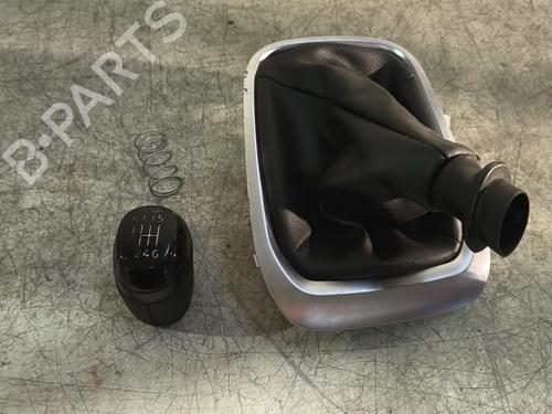 shift-knob-renault-megane-iv-hatchback-b9amn_-2015-32996320 main image