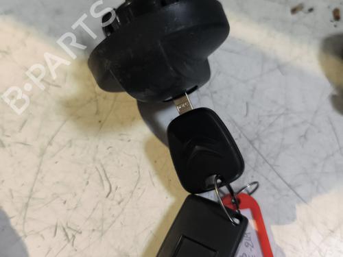 Used Electronic module Electronic module CITROËN C3 II (SC_) 1.2 VTi 82 (82 hp) 27213451 27213451