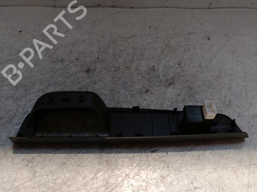 Used Right front window switch Right front window switch KIA CEE'D SW (ED) 1.6 CRDi 115 (115 hp) 21699745 21699745