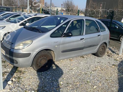 Right headlight CITROËN XSARA PICASSO (N68) 1.6 HDi | BP21707024C29 