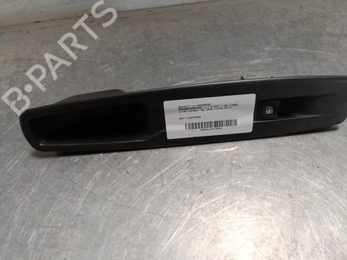Used Right front window switch RENAULT MEGANE III Hatchback (BZ0/1_, B3_) 1.5 dCi (BZ09, BZ0D, BZ1W, BZ29, BZ14) (110 hp) 28165406