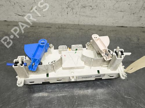 climate-control-renault-clio-iv-bh_-2012-2013-2014-2015-2016-2017-2018-2019-2020-2021-32993752 main image