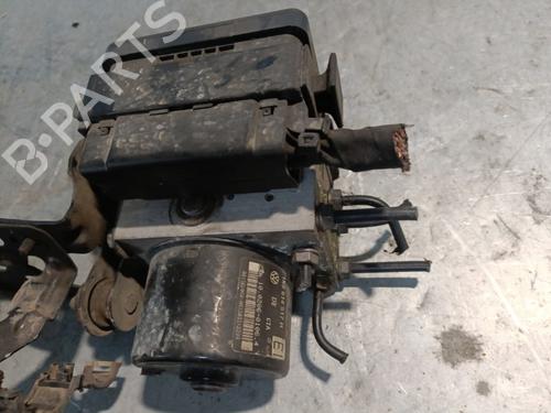 Used ABS pump ABS pump VW GOLF V (1K1) 2.0 TDI 16V (140 hp) 22421353 22421353
