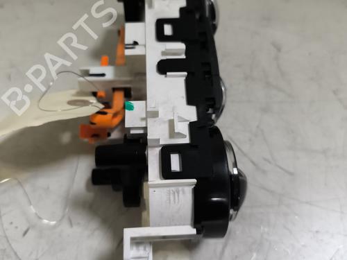 Climate control PEUGEOT 208 I (CA_, CC_) 1.2 VTI 82 | BP24526530I5