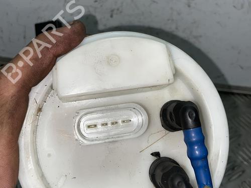 Used Fuel pump VW BORA I (1J2) 1.6 (101 hp) 29997600