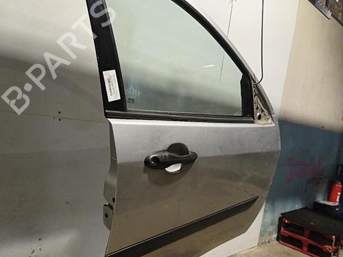 Used Right front door Right front door 39639075 39639075