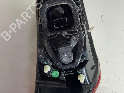 right-taillight-renault-clio-iv-bh_-2012-2013-2014-2015-2016-2017-2018-2019-2020-2021-23822727 main image