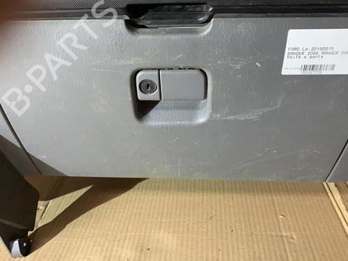 Handskerum FORD RANGER (ET) 2.5 TDCi 4x4 (143 hp) 28166251