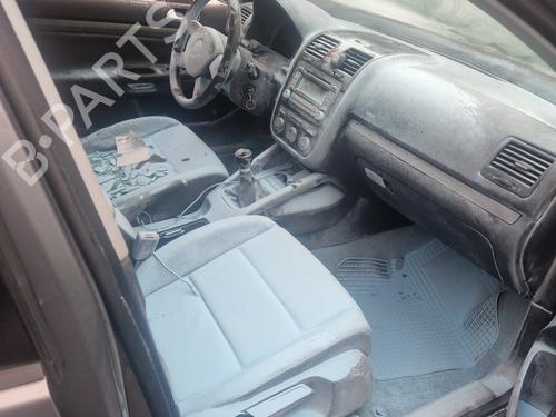 Third brake light VW GOLF V (1K1) 1.9 TDI | BP32997371L11 - Image 5