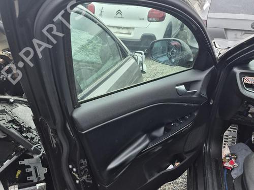 Used Left front door Left front door 38030626 38030626