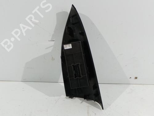 Right front window switch NISSAN JUKE (F15) 1.5 dCi | BP22324834I26 