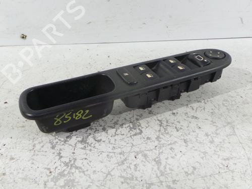 Left front window switch PEUGEOT 307 Break (3E) 1.6 HDi 110 | BP31586509I27 - Image 2