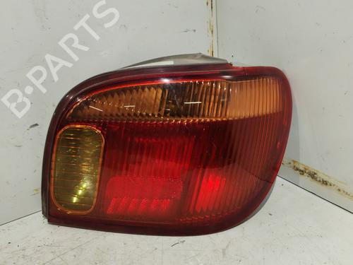 Høyre baklys TOYOTA YARIS (_P1_) 1.0 (SCP10_, SCP10R) (65 hp) 22323763