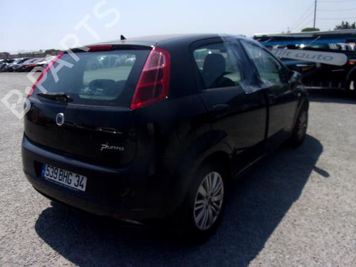 Rear fog light FIAT GRANDE PUNTO (199_) 1.3 D Multijet (199.AXD11, 199.AXD1A, 199.AXD1B,... | BP22323389C37 
