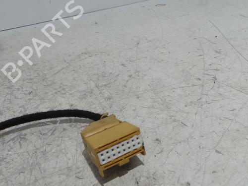Used Left mirror Left mirror AUDI A2 (8Z0) 1.6 FSI (110 hp) 36437570 36437570