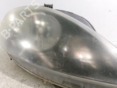 Right headlight SEAT LEON (1P1) 2.0 TDI | BP29143449C29 