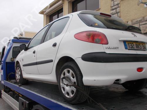 Right mirror PEUGEOT 206 Hatchback (2A/C) 1.4 HDi eco 70 | BP22323524C27 