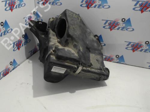 Used Air filter box Air filter box BMW X1 (E84) xDrive 18 d (143 hp) 22538503 22538503