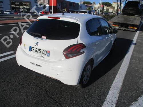 Right taillight PEUGEOT 208 I (CA_, CC_) 1.2 VTi 68 / PureTech 68 | BP26301456C35 