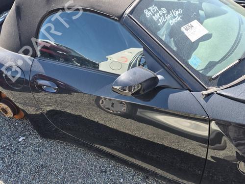 Used Right front door Right front door BMW Z4 Roadster (E85) 2.0 i (150 hp) 33883990 33883990