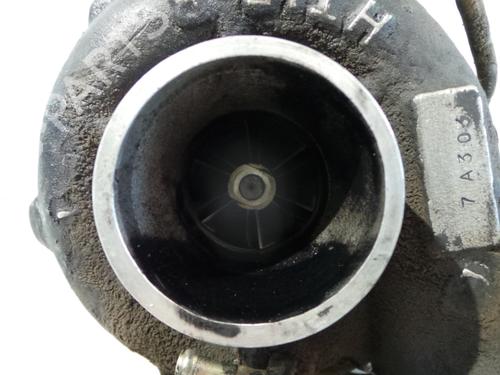 turbochargersupercharger-nissan-pick-up-d22-1997-25600928 main image