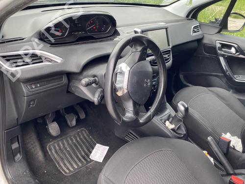 Dashboard PEUGEOT 208 I (CA_, CC_) 1.6 HDi / BlueHDi 75 | BP29607420C46 